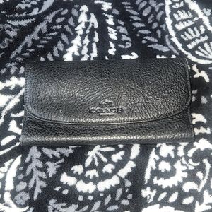 💥2/$50💥 Coach Pebbled Leather Trifold Wallet